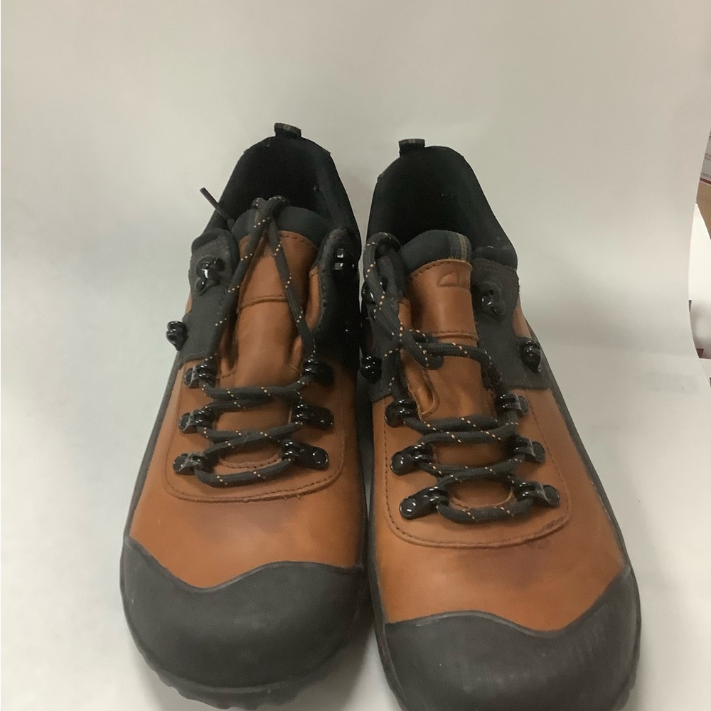 Clarks Muckers Waterproof low boots, red fox leather rubber sole hiking shoes